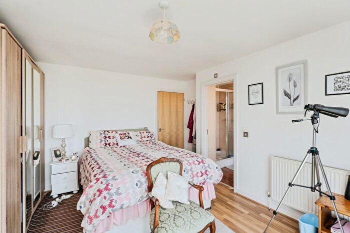 3 Bedroom End Of Terrace House For Sale In Kilvey Terrace, St. Thomas, Swansea, SA1