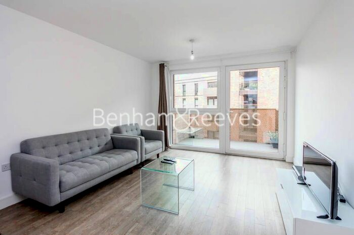 1 Bedroom Flat To Rent In Yeoman Street, Surrey Quays, SE8