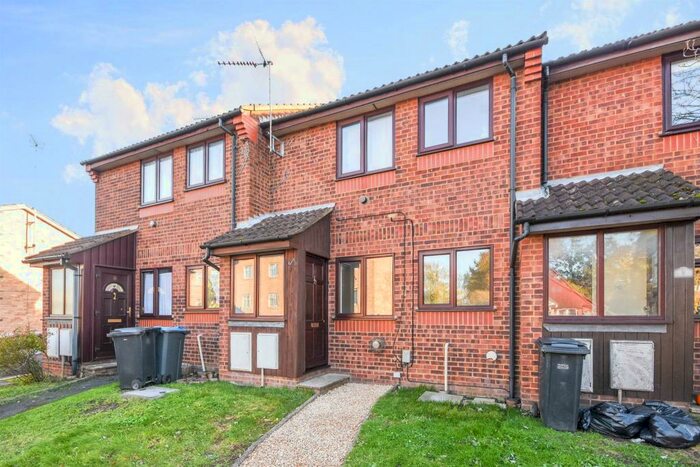 1 Bedroom Maisonette To Rent In Florence Close, Harlow, CM17