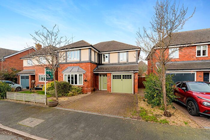 4 Bedroom Detached House For Sale In Yew Tree Avenue, Saughall, CH1