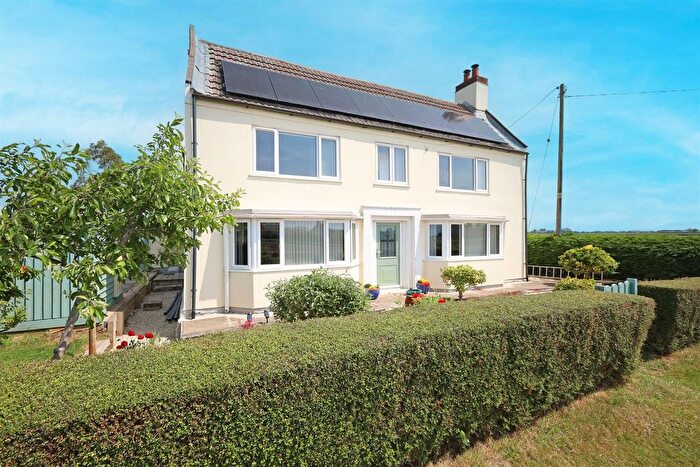 4 Bedroom Detached House For Sale In Mill Lane, PE22
