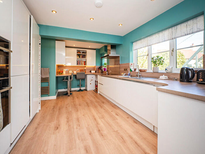 5 Bedroom Chalet For Sale In Fakenham Road, Bintree, NR20