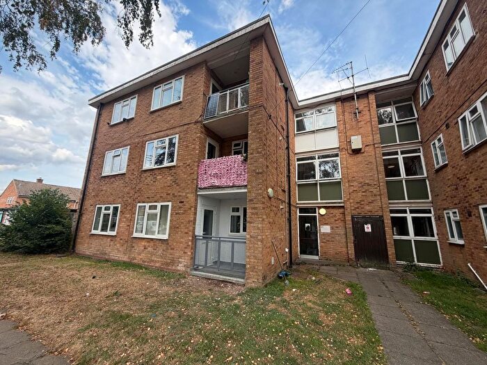 1 Bedroom Flat To Rent In Grafton Road, Solihull, B90