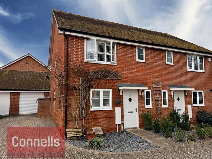 3 Bedroom House To Rent In Carter Drive, Broadbridge Heath, Horsham, RH12