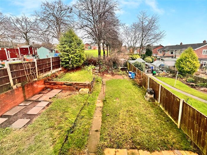3 Bedroom Semi-Detached House For Sale In Yew Tree Crescent, Burton-On-Trent, Staffordshire, DE15