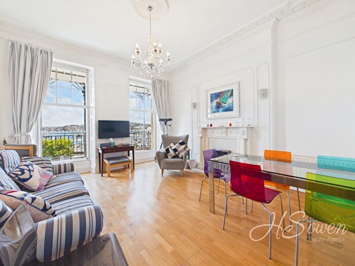 1 Bedroom Flat For Sale In Marina Court, Beacon Terrace, Torquay, TQ1