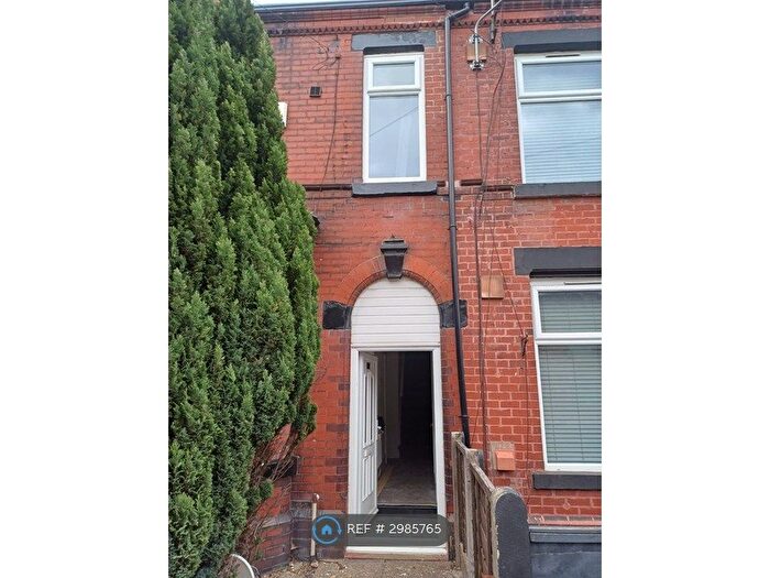 4 Bedroom Terraced House To Rent In Corporation Road, Manchester, M34
