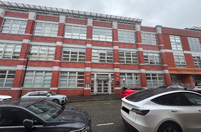 1 Bedroom Flat For Sale In New Hampton Lofts, Branston Street, Birmingham, B18