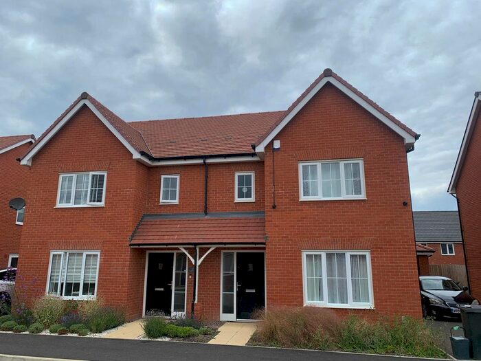 3 Bedroom Property To Rent In Tilgate Road, Hampton Water, Peterborough, PE7