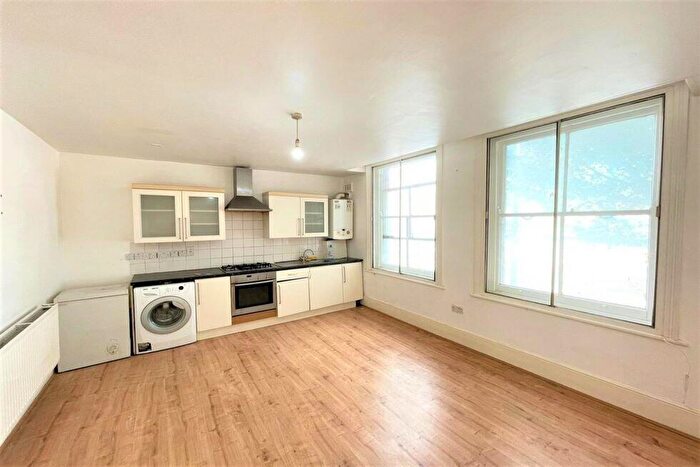 2 Bedroom Flat To Rent In Holloway Road, Archway / Holloway, N19
