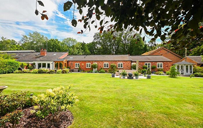 3 Bedroom Barn Conversion For Sale In Lavender Cottage, Hall Estate, Hoar Cross, DE13