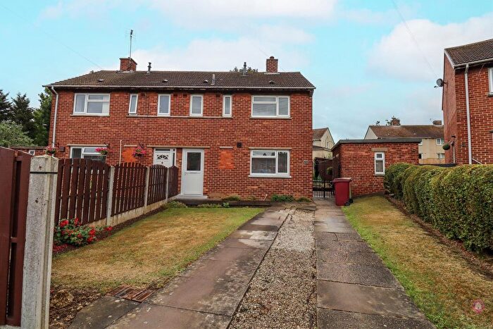 2 Bedroom Semi-Detached House For Sale In North Crescent, Killamarsh, Sheffield, S21