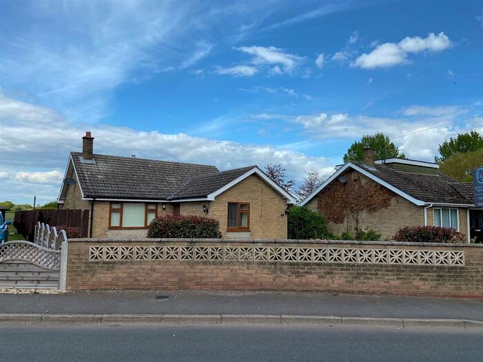 3 Bedroom Detached Bungalow For Sale In Eagle Road, North Scarle, Lincoln, LN6