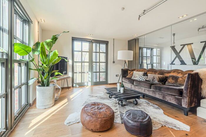 2 Bedroom Flat To Rent In Beardell Street Upper Norwood, SE19