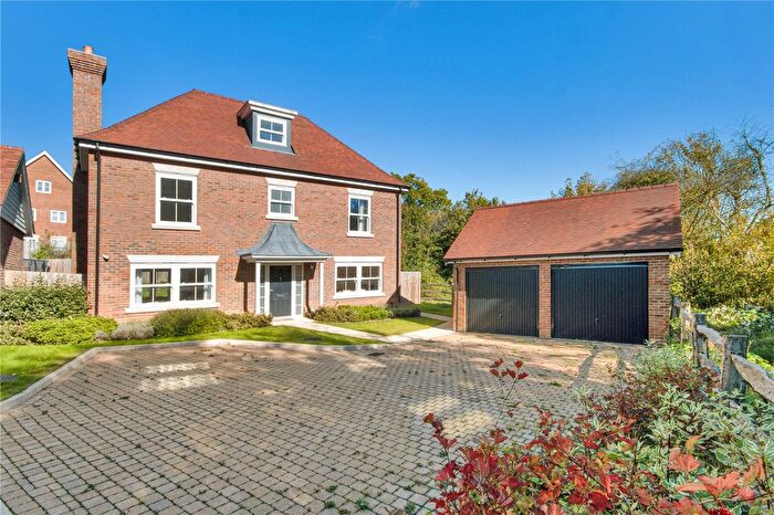 5 Bedroom Detached House For Sale In Rafferty Drive, Tunbridge Wells, Kent, TN2