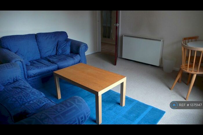 1 Bedroom Flat To Rent In Dean Court, Derby, DE23