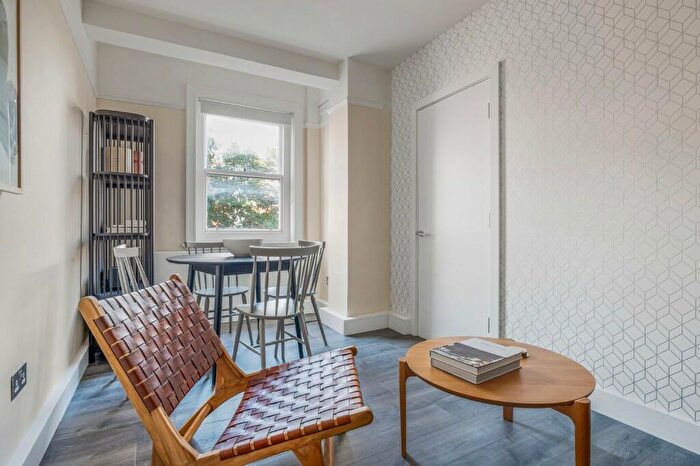 1 Bedroom Apartment To Rent In Abbey Road, London, NW8