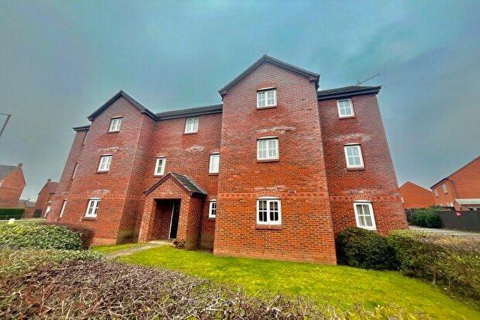 1 Bedroom Flat To Rent In Burwaye Close, Lichfield, WS13