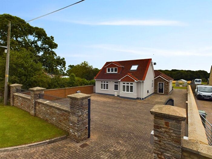 5 Bedroom Detached House For Sale In Ram Hill, Coalpit Heath, BS36