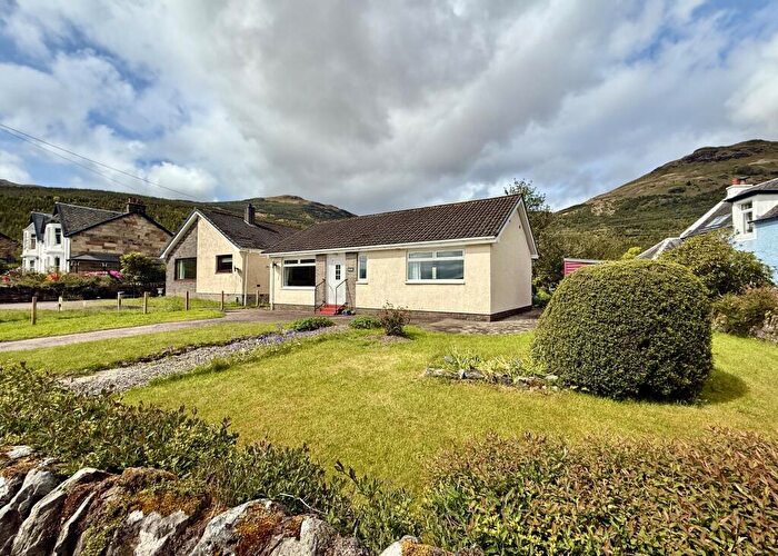 2 Bedroom House For Sale In Lochgoilhead, Cairndow, PA24
