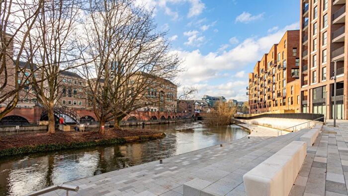 1 Bedroom Flat For Sale In Kenavon Drive, Reading, RG1