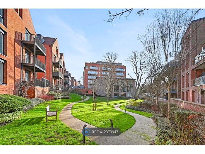 1 Bedroom Flat To Rent In Finchley Road, London, NW3