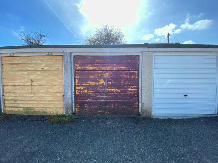 Garage / Parking For Sale In Kenwith Drive, Kingsbridge, TQ7