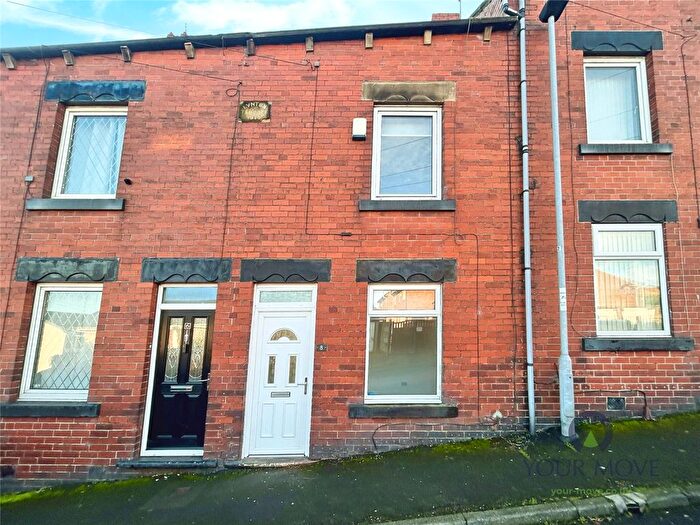 3 Bedroom Terraced House To Rent In Highstone Road, Barnsley, South Yorkshire, S70