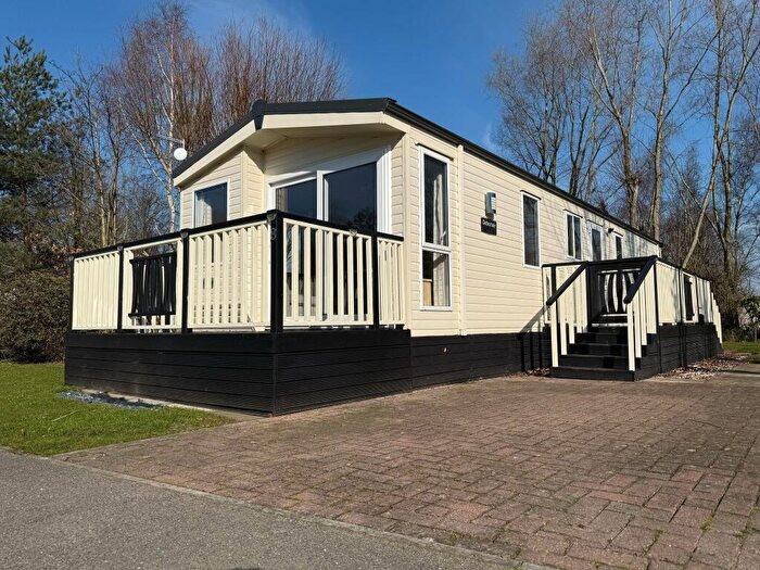 2 Bedroom Caravan For Sale In Routh, Beverley, HU17