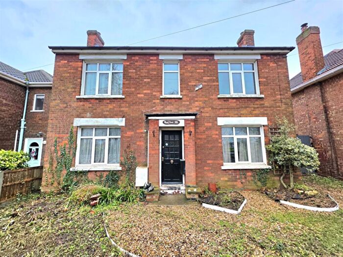 3 Bedroom Detached House For Sale In Spalding Road, Pinchbeck, PE11