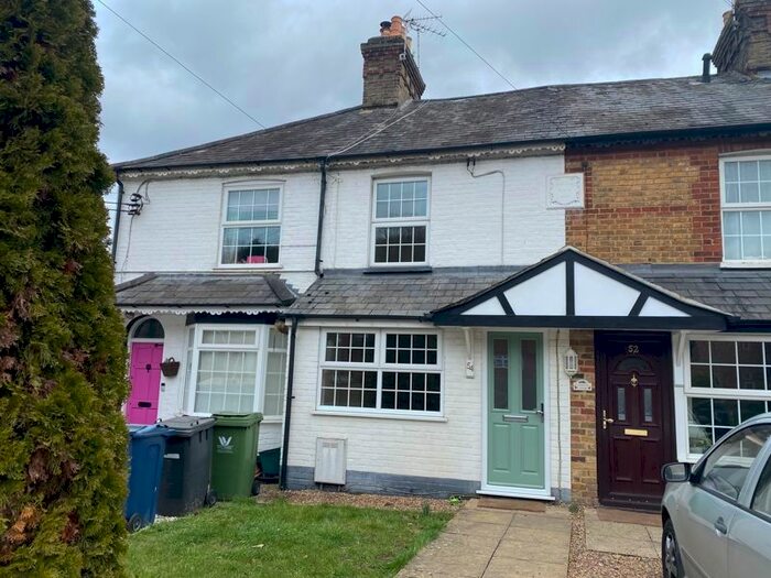 3 Bedroom Terraced House To Rent In Wycombe Lane, Wooburn Green, High Wycombe, HP10