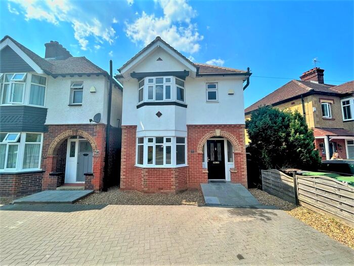 3 Bedroom Detached House To Rent In A Chatham Road, Maidstone, Kent, ME14
