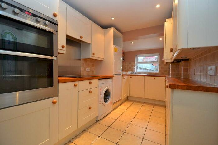2 Bedroom Terraced House To Rent In Haycroft Road, Surbiton, KT6
