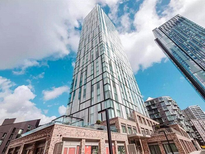 1 Bedroom Apartment To Rent In Bankside Boulevard, Salford, M3
