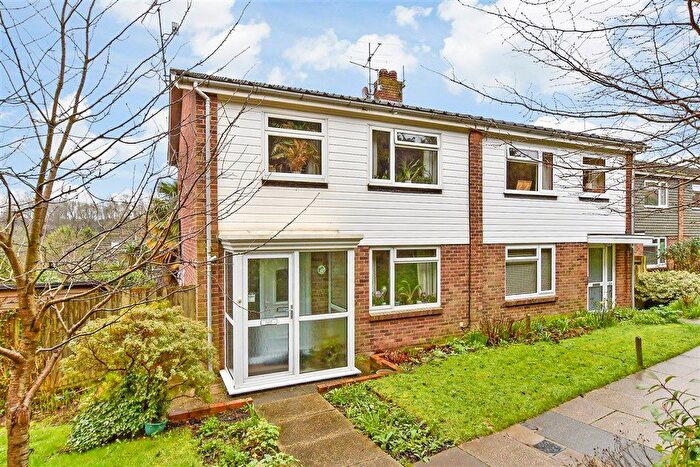 3 Bedroom Semi-Detached House For Sale In Berkeley Row, Lewes, East Sussex, BN7