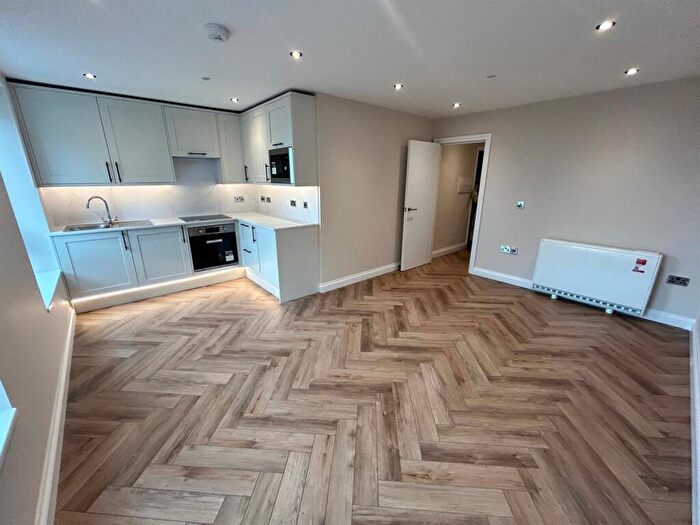 1 Bedroom Apartment To Rent In Queen Square, Brighton, BN1