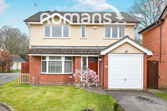 4 Bedroom Detached House To Rent In Woodford Green, Bracknell, Berkshire, RG12