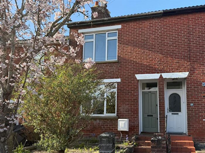 2 Bedroom Terraced House To Rent In St Mark's Road, Salisbury, SP1