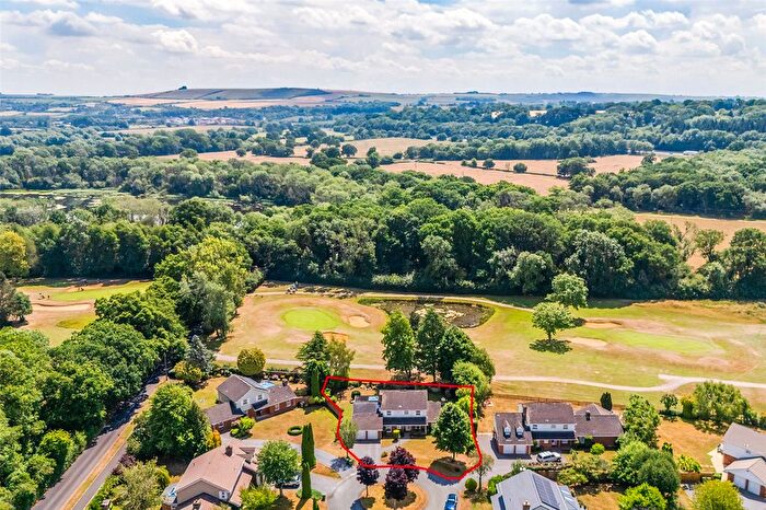 4 Bedroom Detached House For Sale In Brettingham Gate, Broome Manor, Swindon, SN3