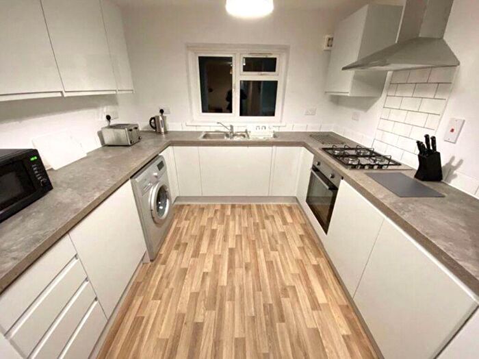 4 Bedroom Apartment To Rent In Nash Street, London, NW1