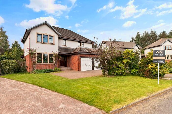 4 Bedroom Detached House For Sale In Golf View, Strathaven, Lanarkshire, ML10