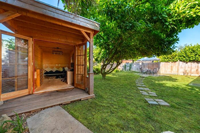 3 Bedroom Bungalow For Sale In Honey Lane, Otham, Maidstone, ME15