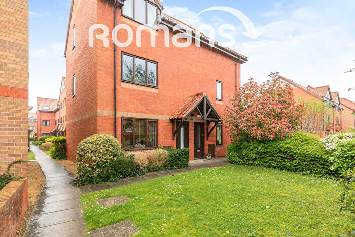 Flat To Rent In Napier Court, Gefle Close, Baltic Wharf, BS1