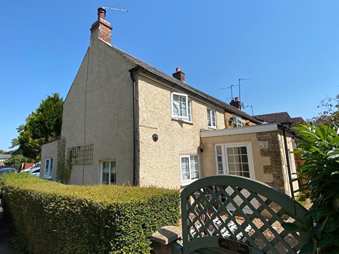 2 Bedroom Semi-Detached House For Sale In Old End, Piddington, Northampton, NN7