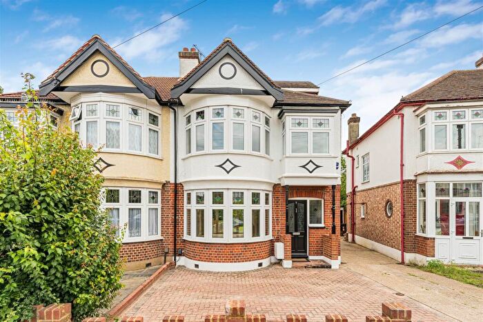 4 Bedroom Semi Detached House For Sale In Balgonie Road, North Chingford, E4