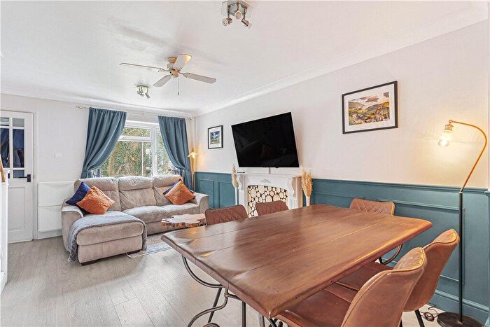 2 Bedroom Terraced House For Sale In Oakfield, Woking, Surrey, GU21