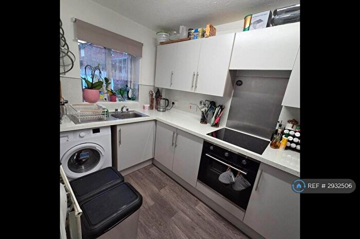 2 Bedroom Terraced House To Rent In Troika Close, Banbury, OX16
