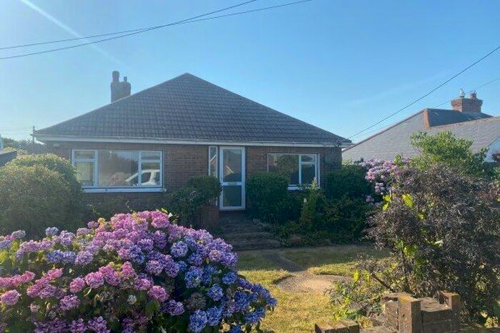 3 Bedroom Bungalow To Rent In Victoria Road, Folkestone, CT18