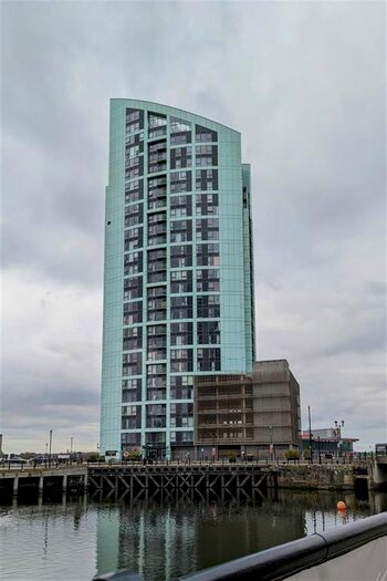 2 Bedroom Flat To Rent In Princes Parade, Liverpool, L3