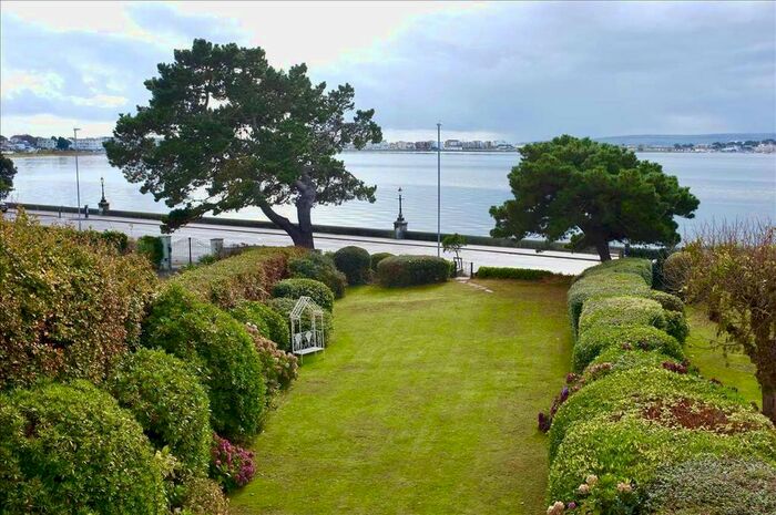 2 Bedroom Maisonette To Rent In Alington Road, Canford Cliffs, Poole, BH14